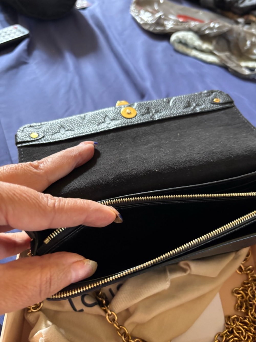 Louis Vuitton Black Monogram Leather Crossbody with Gold Hardware - Picture 10 of 12